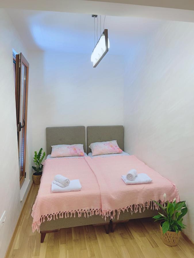 Buddha City Apartment Будва Екстер'єр фото